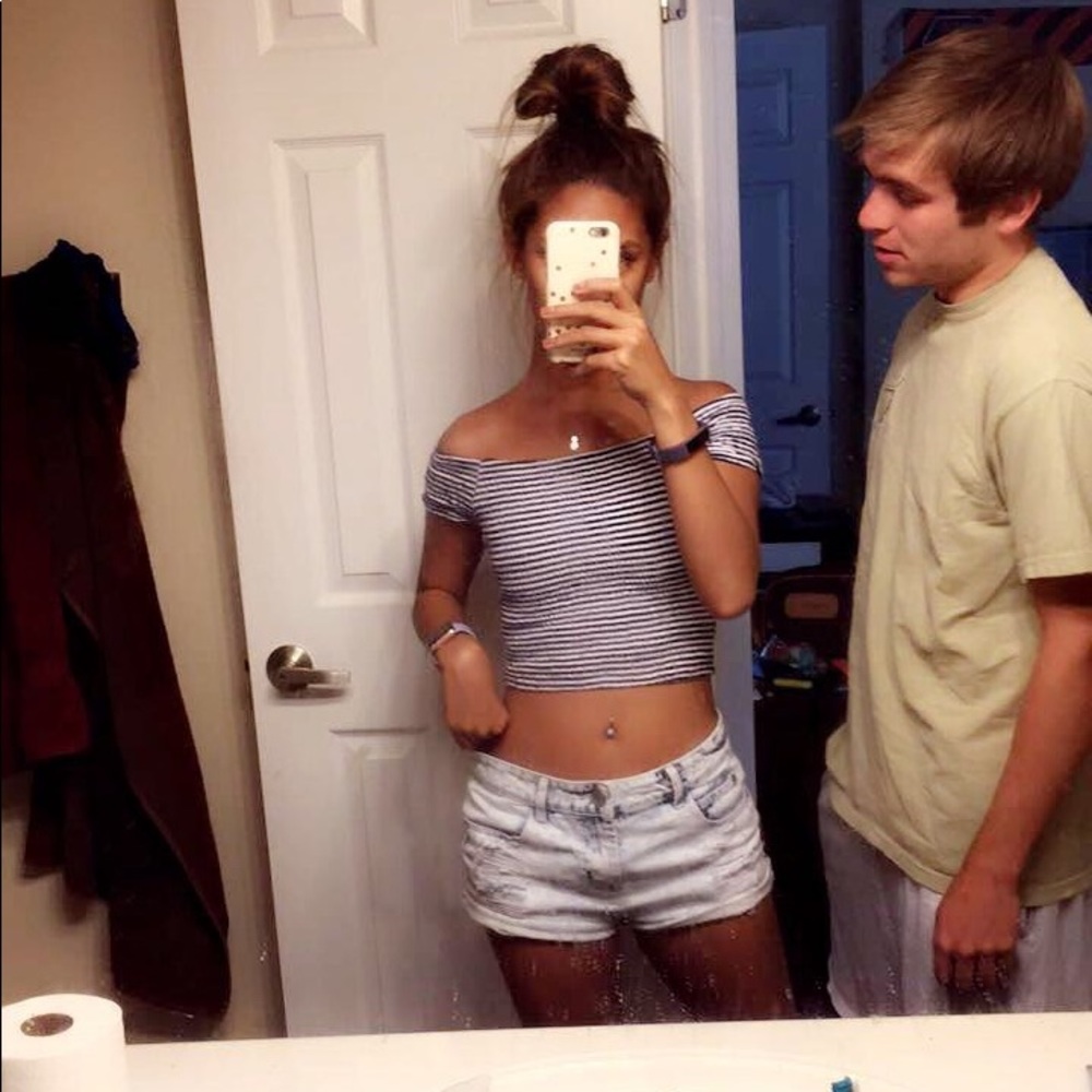 Crop top - Picture 5 of 5